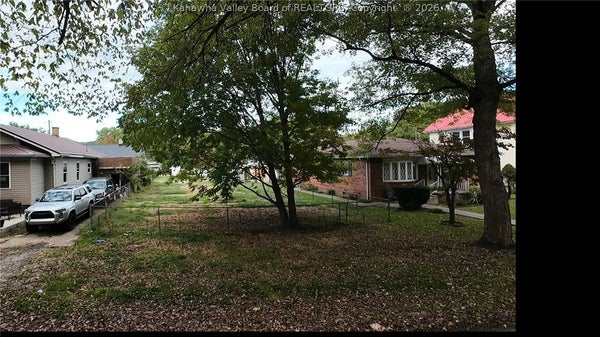 5404 LANCASTER AVE SE, CHARLESTON, WV 25304 - Image e0b5eba3835965afff6bdb8bc4b2e79f/2087249728