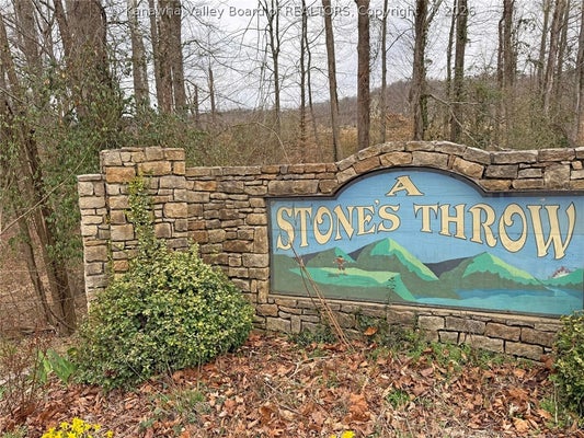 A ST, SAINT ALBANS, WV 25177 - Image eba3de8854bfe4a492676cdee2ea6ac3/1950076844