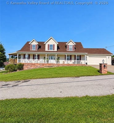 214 WALNUT DR, HURRICANE, WV 25526 - Image ebcd812c4c6aaa45776239c4eb40b60f/2409674763