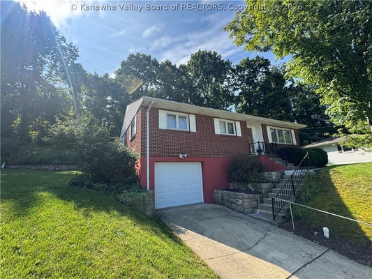 822 SHERWOOD RD, CHARLESTON, WV 25314 - Image f186dcd90e72defbb37cdcaa8eafcefc/700585067