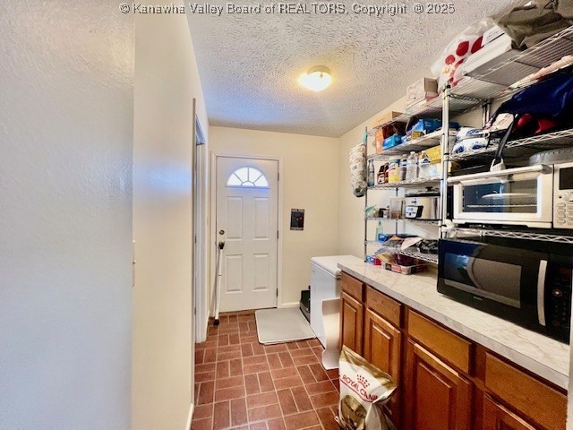 St Albans, West Virginia 25177, United States, 4 Bedrooms Bedrooms, ,2 BathroomsBathrooms,Residential,Active,256590