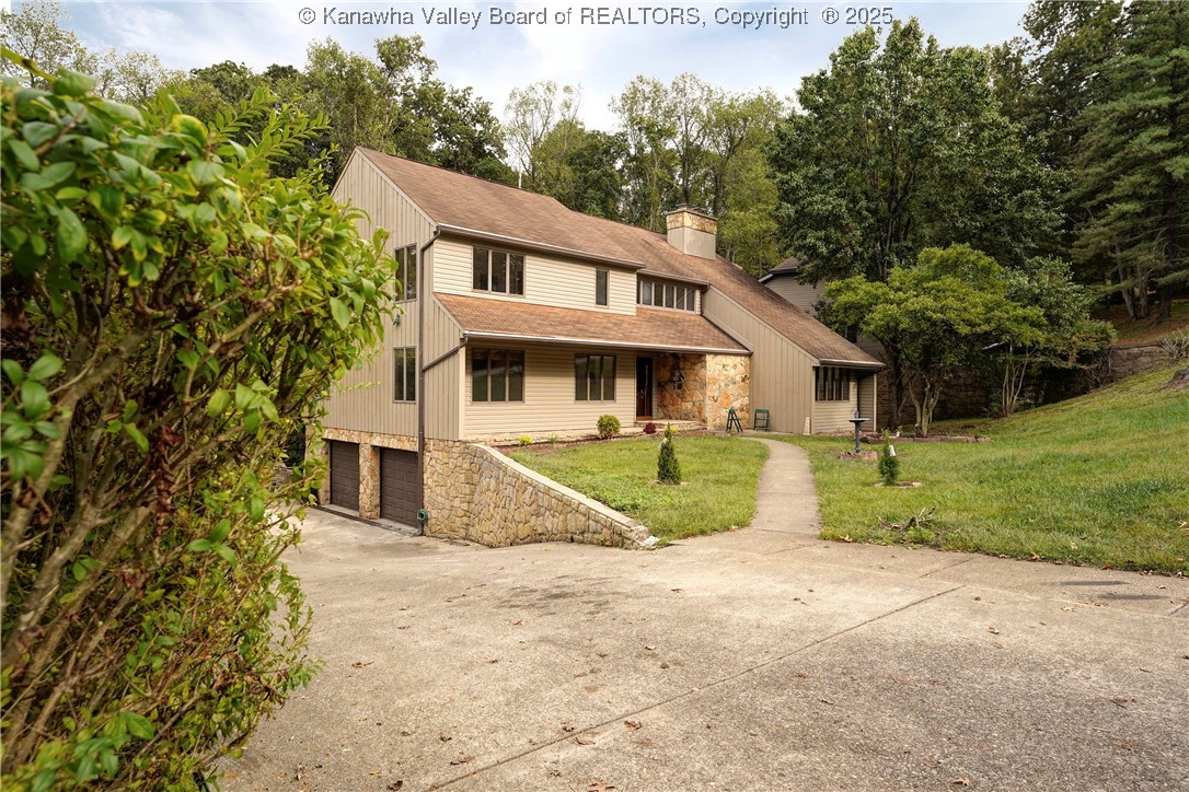 Charleston, West Virginia 25314, United States, 5 Bedrooms Bedrooms, ,4 BathroomsBathrooms,Residential,Active,221502