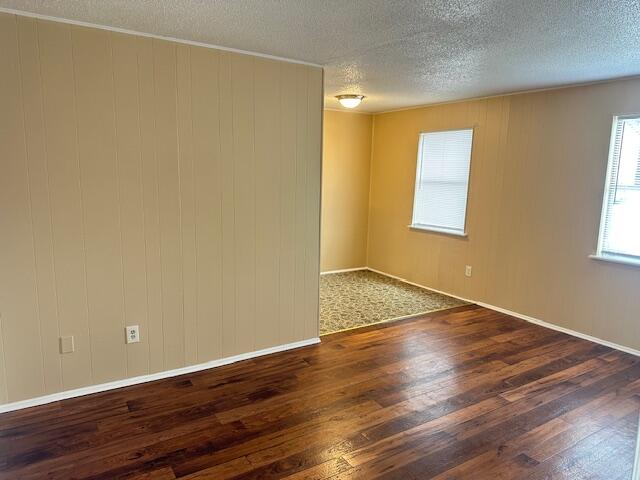 1375 Village Oak Circle NW - Photo 4