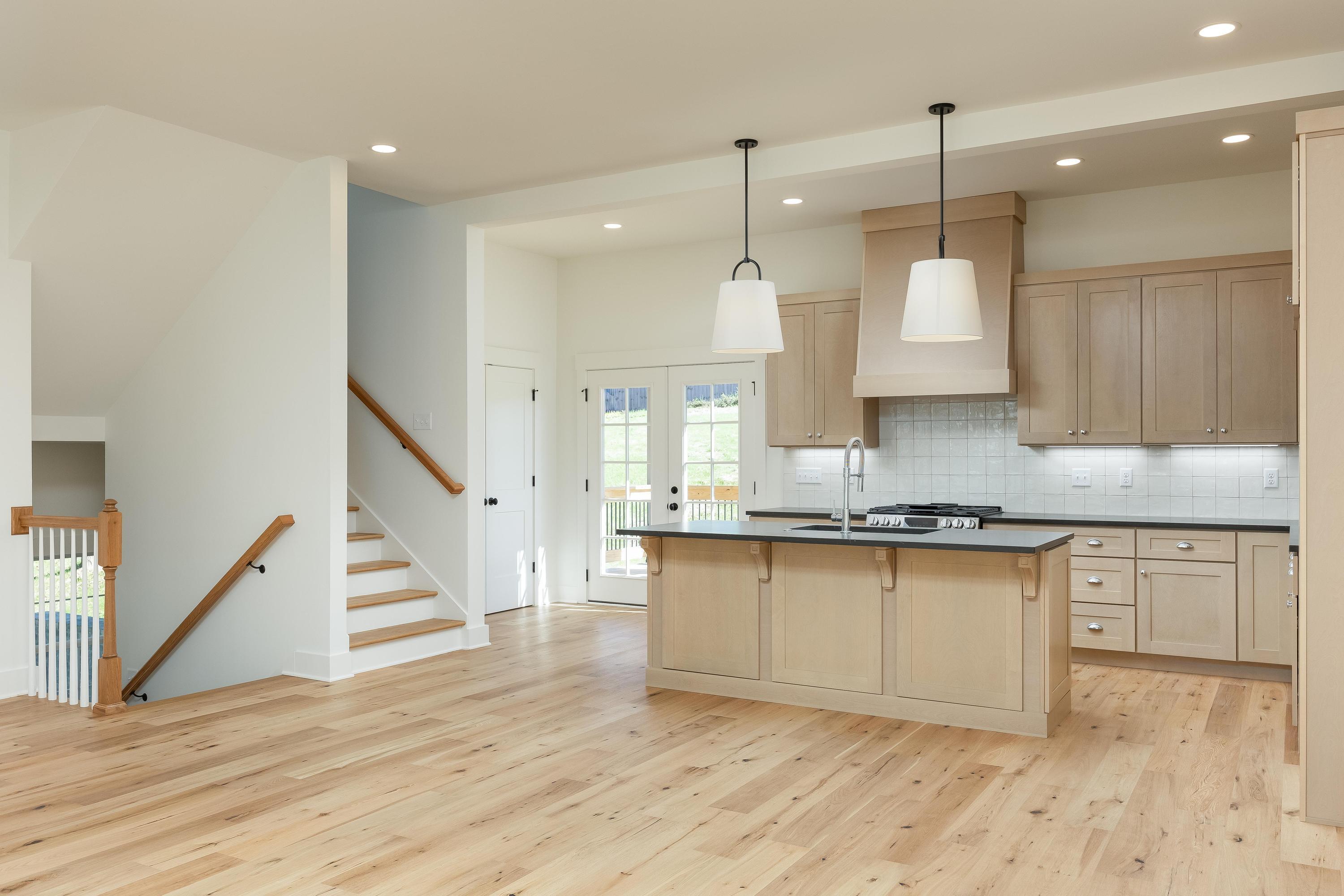 Harrison, Tennessee 37341, United States, 3 Bedrooms Bedrooms, ,3 BathroomsBathrooms,Residential,Pending,32264