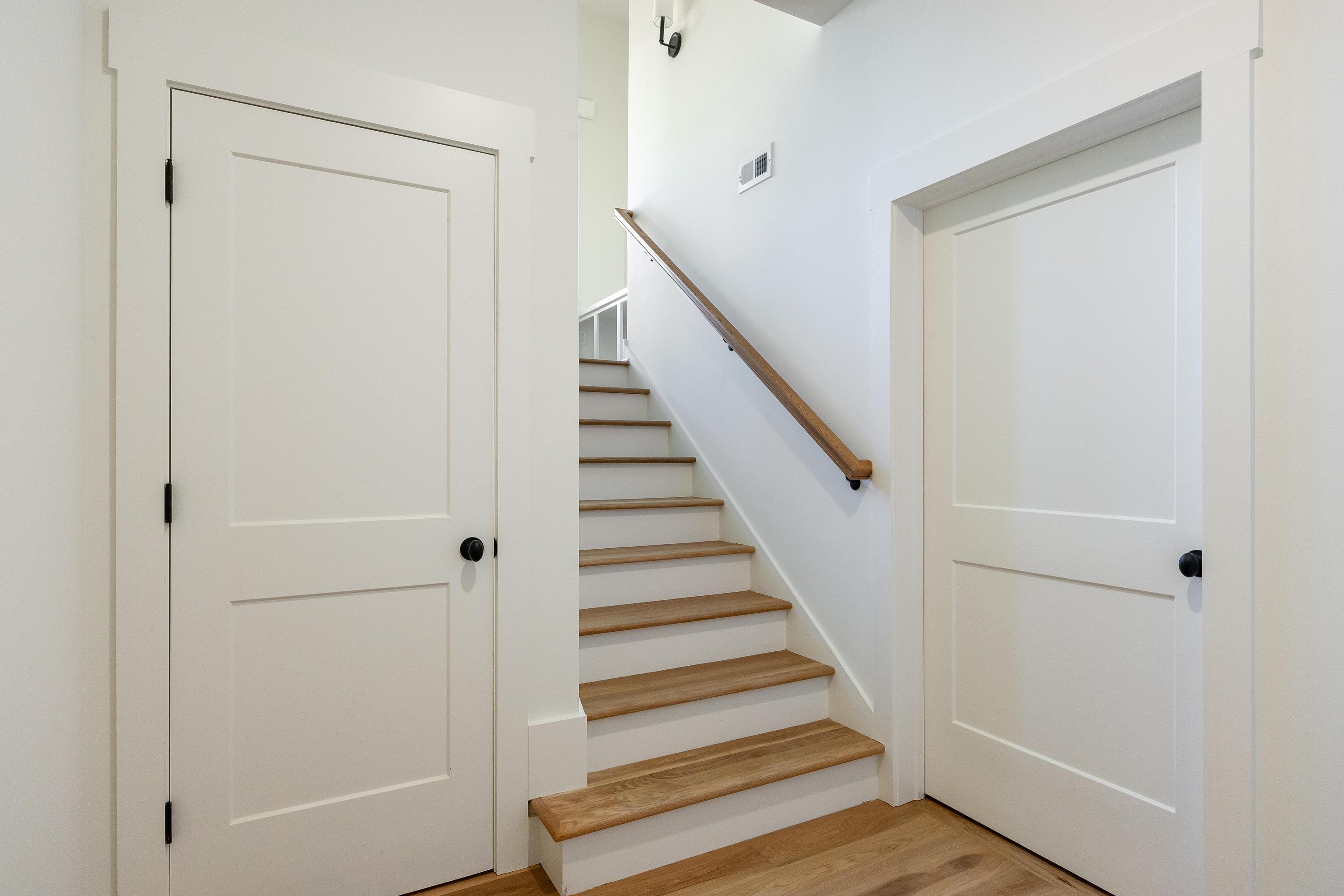 Harrison, Tennessee 37341, United States, 3 Bedrooms Bedrooms, ,3 BathroomsBathrooms,Residential,Pending,32264