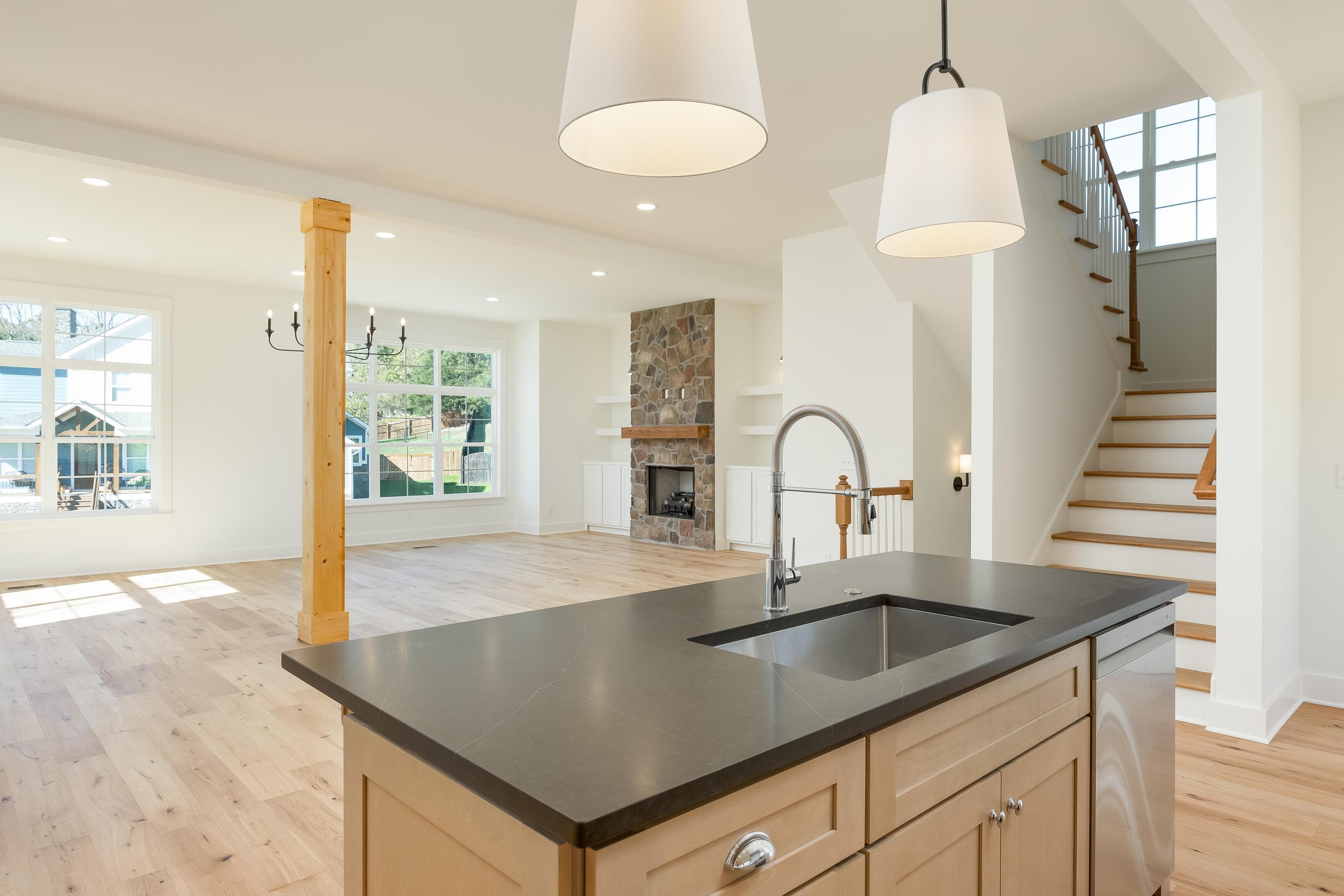 Harrison, Tennessee 37341, United States, 3 Bedrooms Bedrooms, ,3 BathroomsBathrooms,Residential,Pending,32264