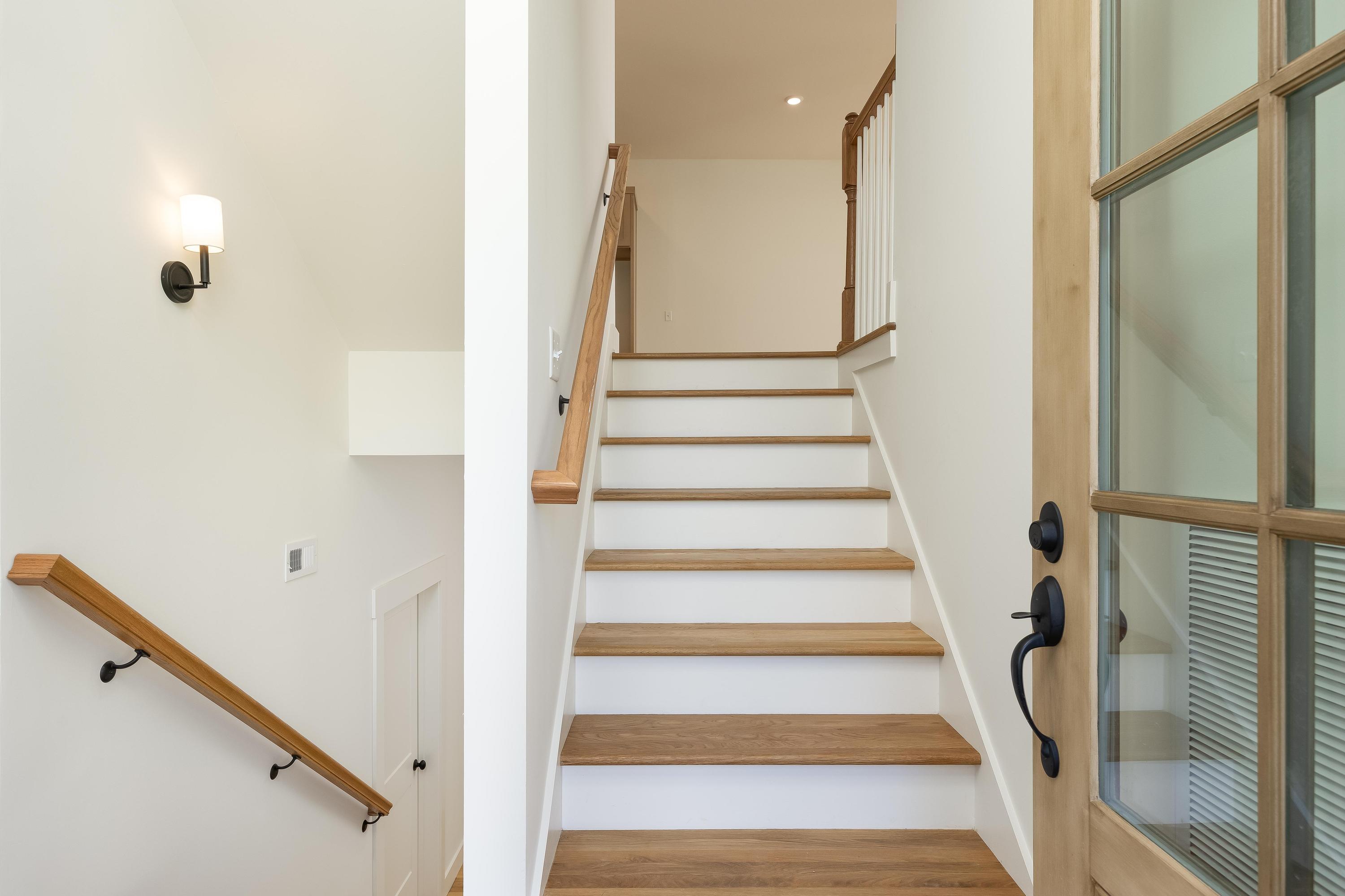 Harrison, Tennessee 37341, United States, 3 Bedrooms Bedrooms, ,3 BathroomsBathrooms,Residential,Pending,32264