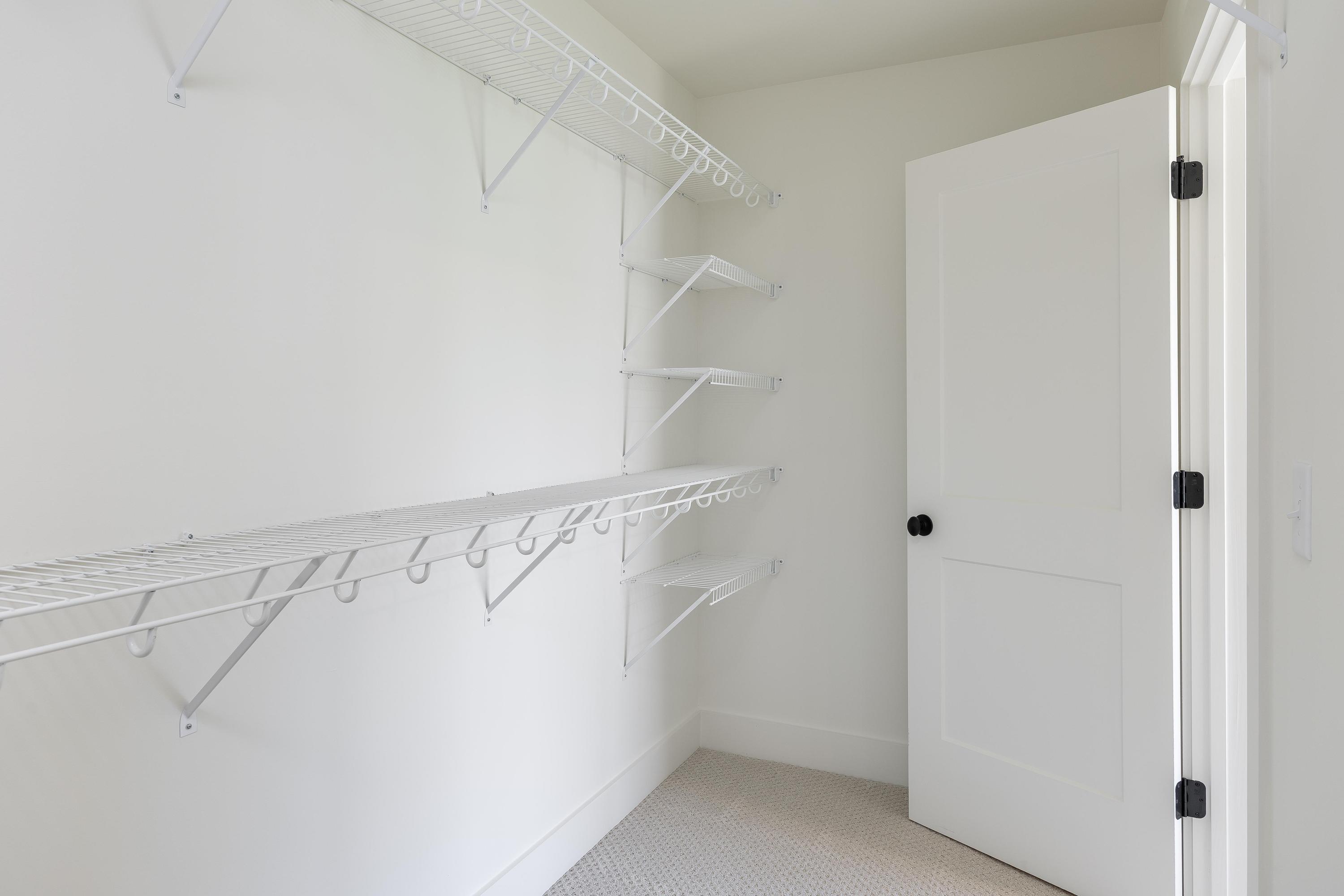 Harrison, Tennessee 37341, United States, 3 Bedrooms Bedrooms, ,3 BathroomsBathrooms,Residential,Pending,32264