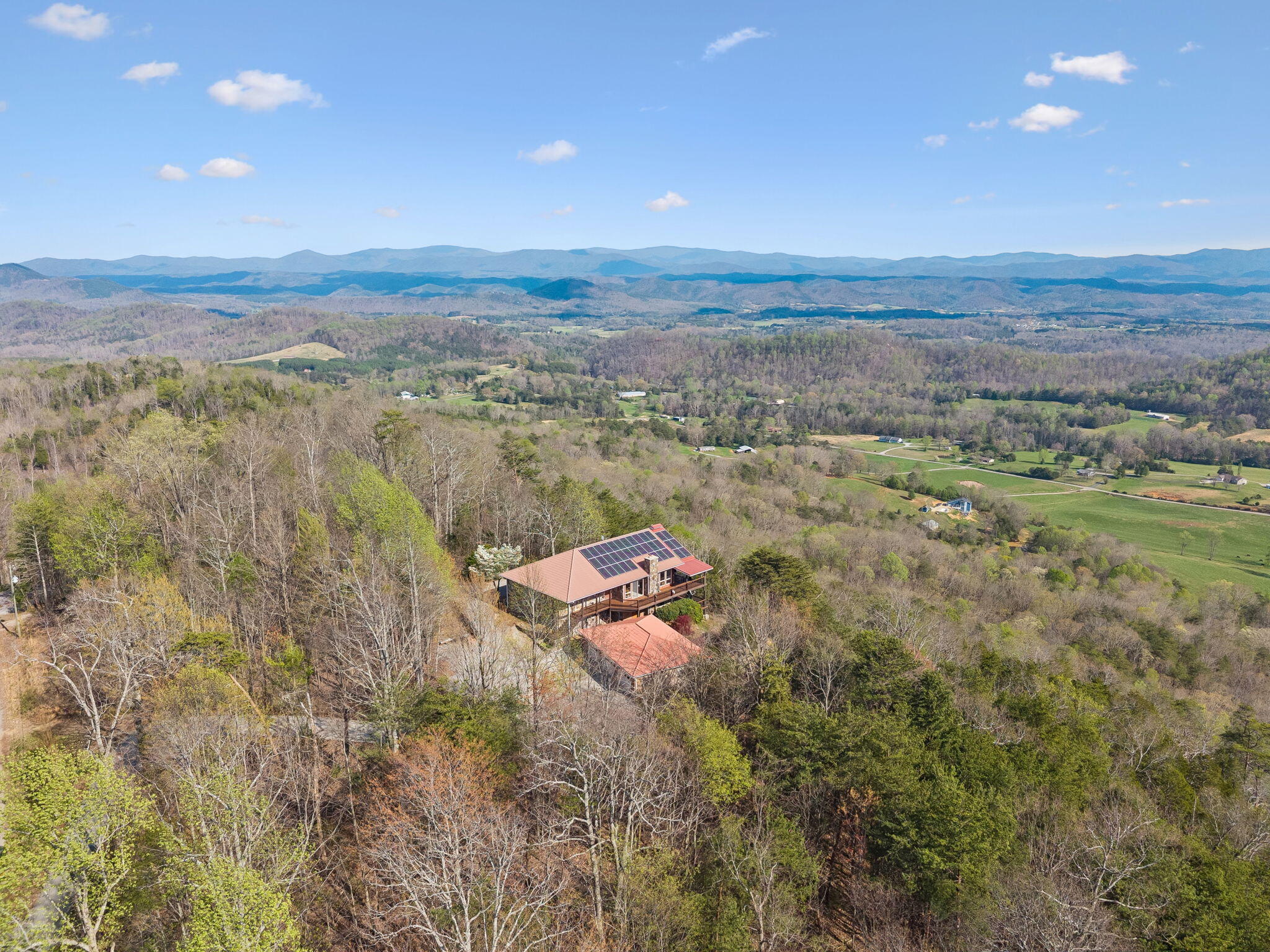 89-348 Laurel Mountain Rd Madisonville -