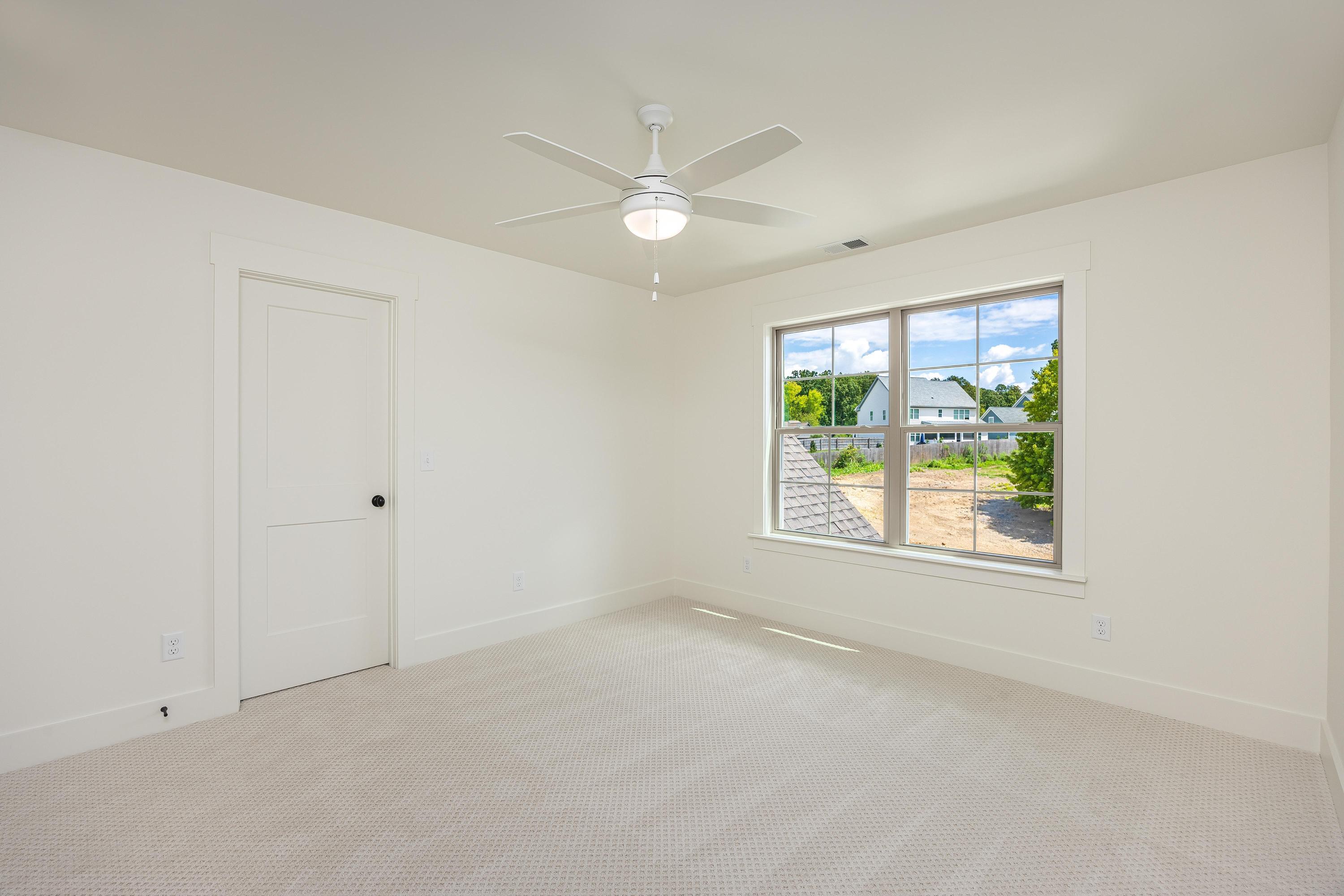 Harrison, Tennessee 37341, United States, 4 Bedrooms Bedrooms, ,3 BathroomsBathrooms,Residential,Active,29176