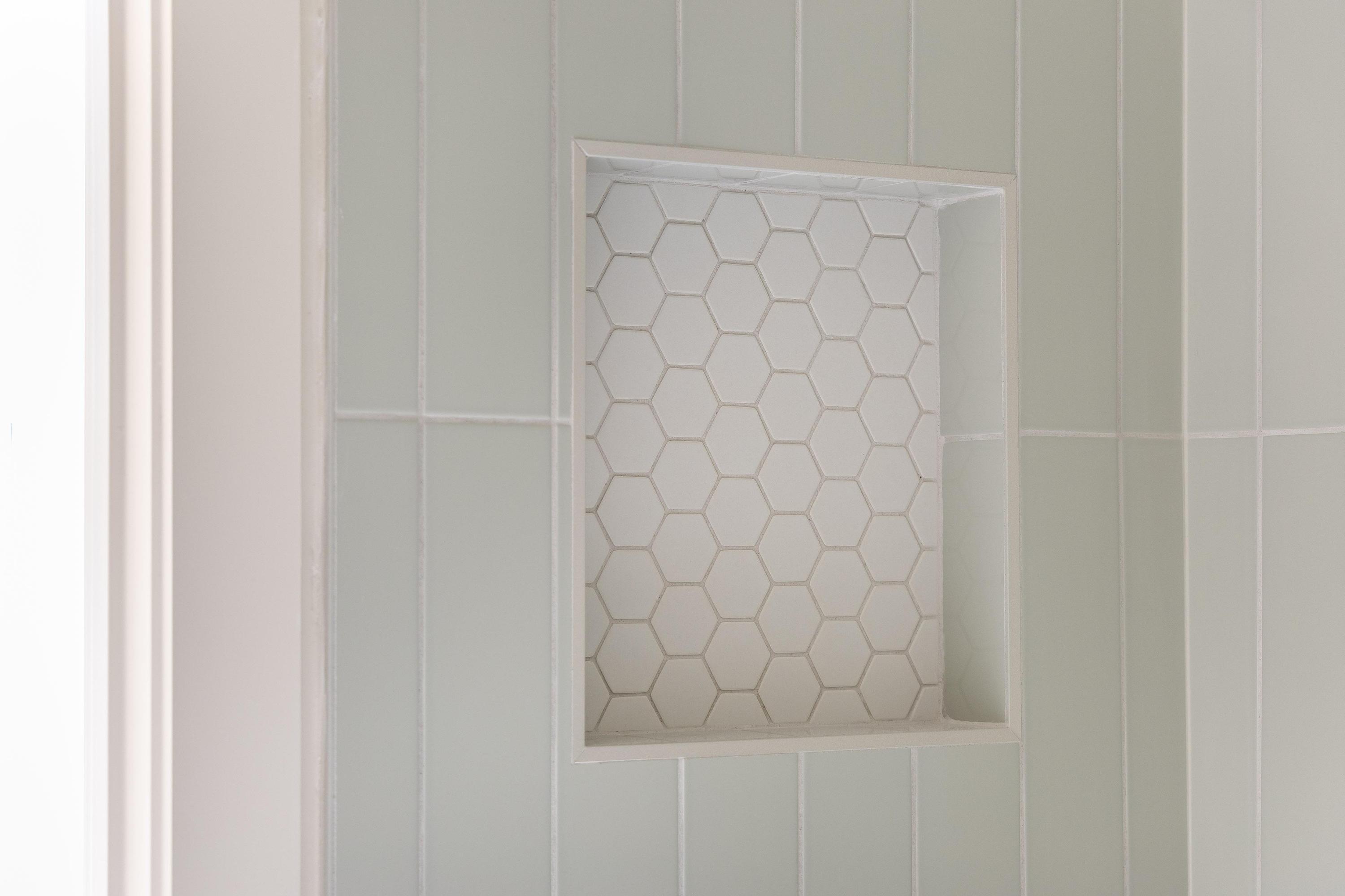 Harrison, Tennessee 37341, United States, 4 Bedrooms Bedrooms, ,3 BathroomsBathrooms,Residential,Pending,32226