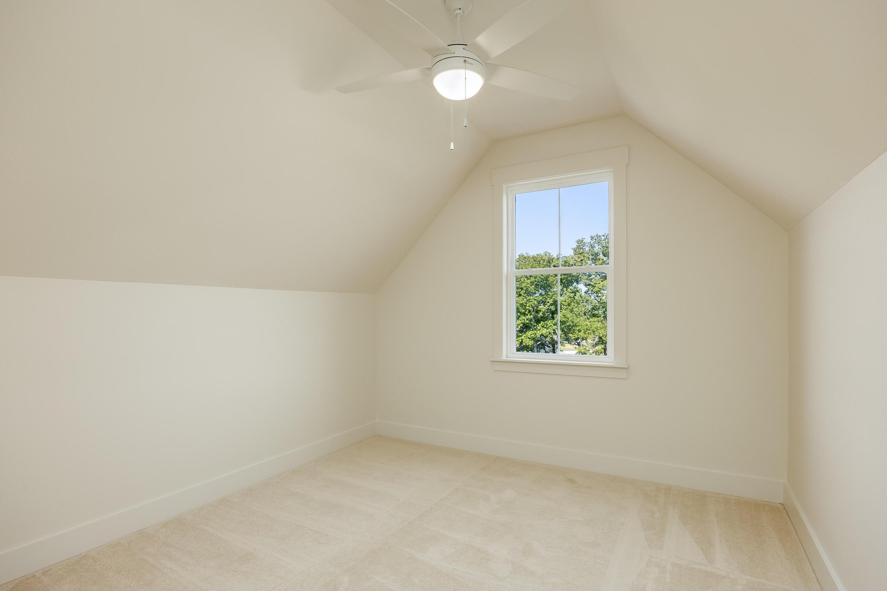 Harrison, Tennessee 37341, United States, 4 Bedrooms Bedrooms, ,3 BathroomsBathrooms,Residential,Pending,32226