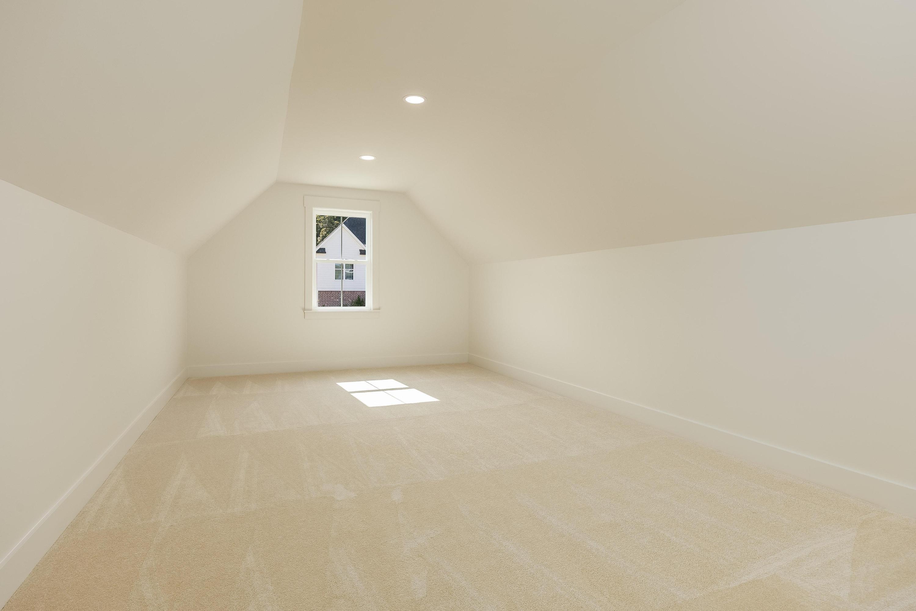 Harrison, Tennessee 37341, United States, 4 Bedrooms Bedrooms, ,3 BathroomsBathrooms,Residential,Pending,32226