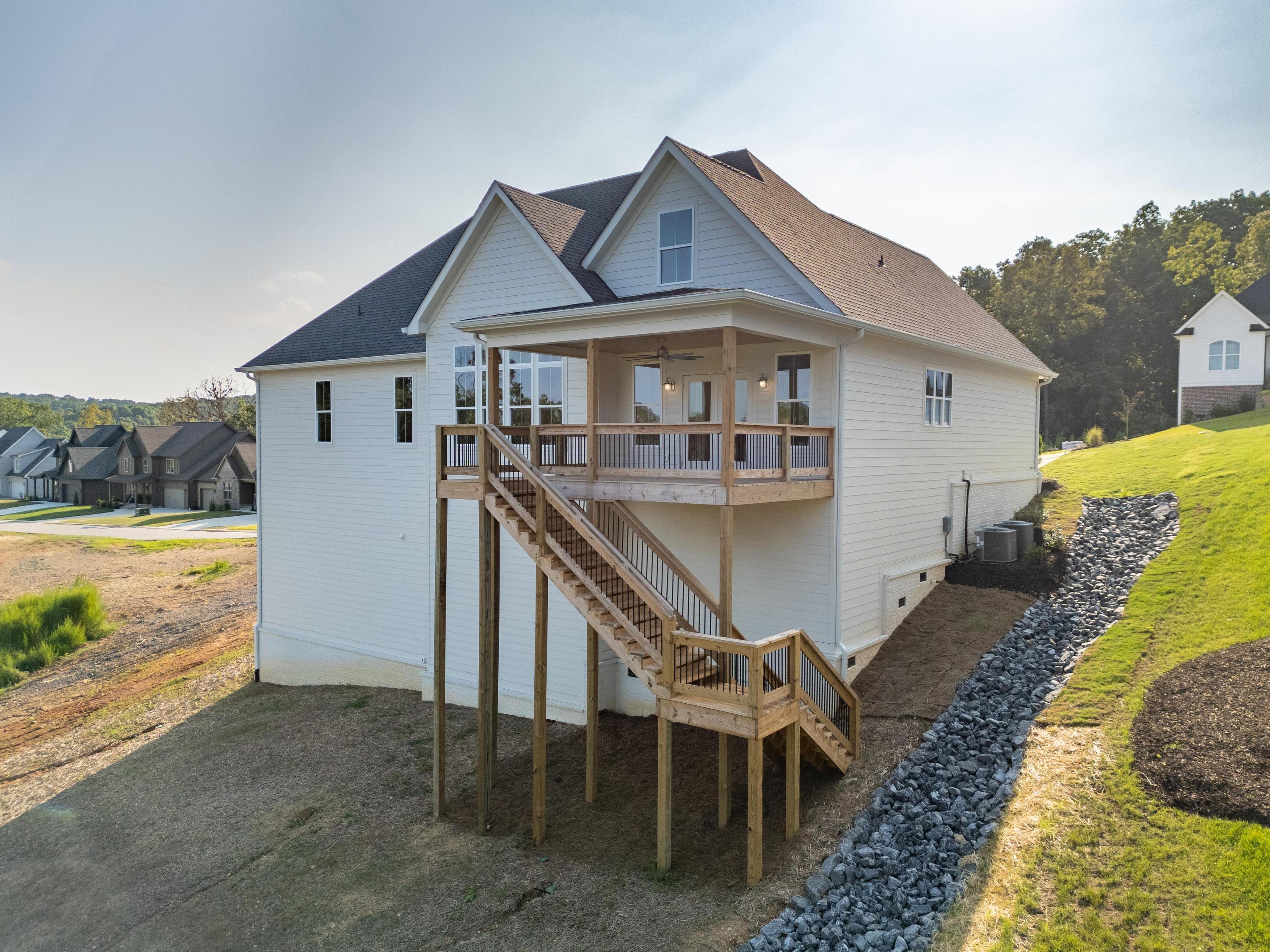 Harrison, Tennessee 37341, United States, 4 Bedrooms Bedrooms, ,3 BathroomsBathrooms,Residential,Pending,32226