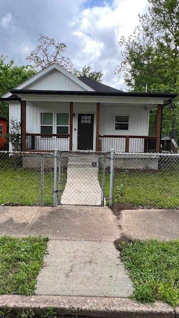 Photo 1 of 30 — 1707 S Beech Street, Chattanooga, TN 37404