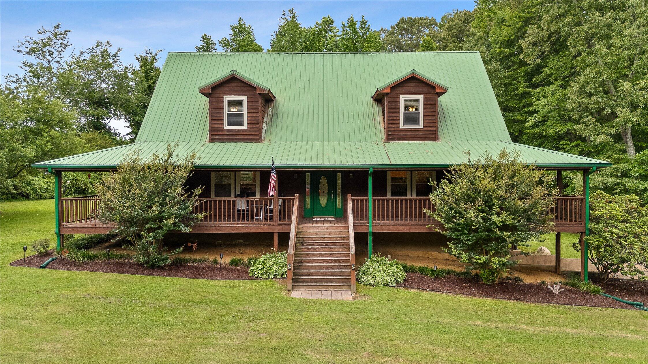 Photo 1 of 68 — 927 Casey Road, Trenton, GA 30752