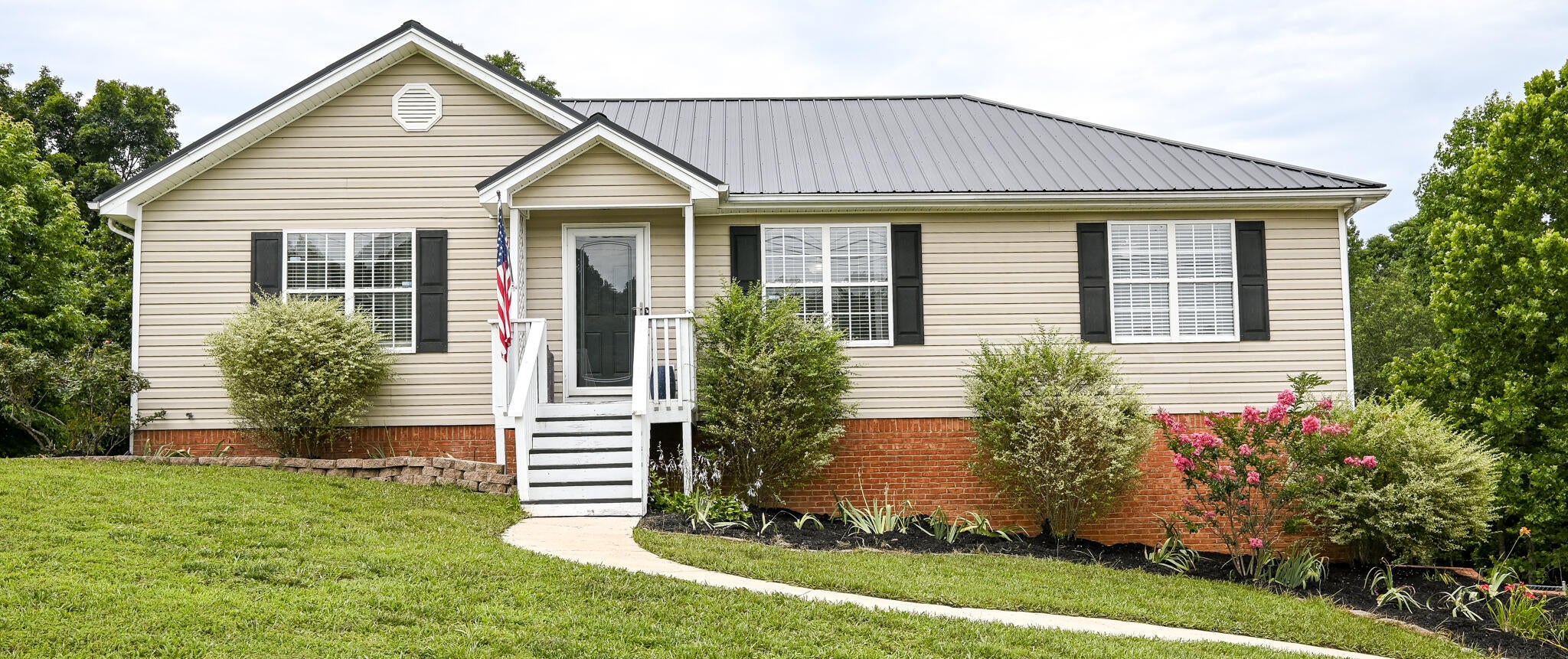Photo 1 of 41 — 2214 N Fork Drive, Soddy-Daisy, TN 37379