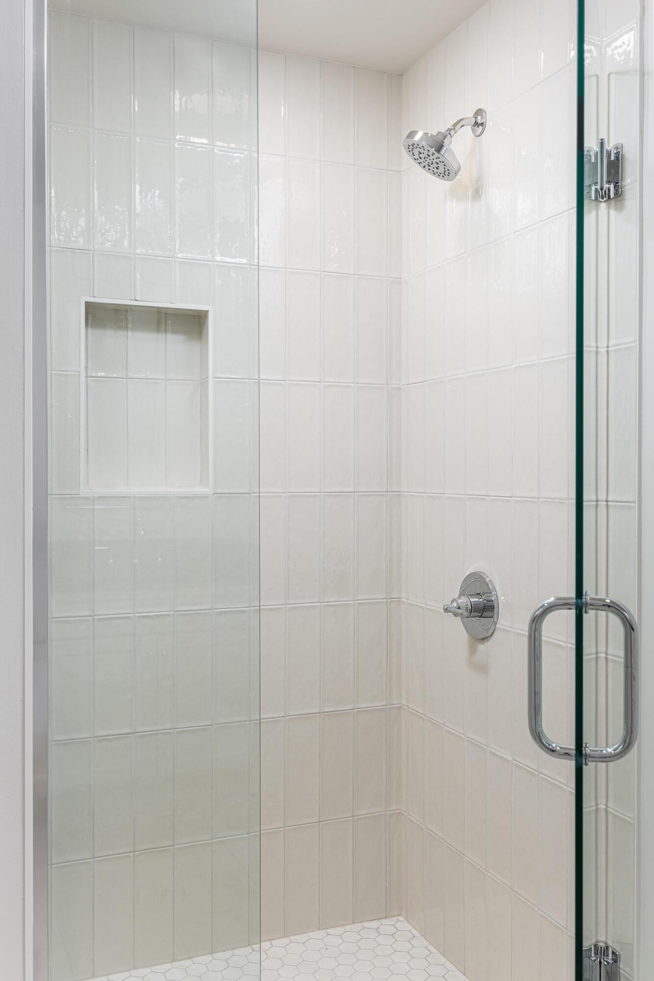 Harrison, Tennessee 37341, United States, 3 Bedrooms Bedrooms, ,3 BathroomsBathrooms,Residential,Active,29180