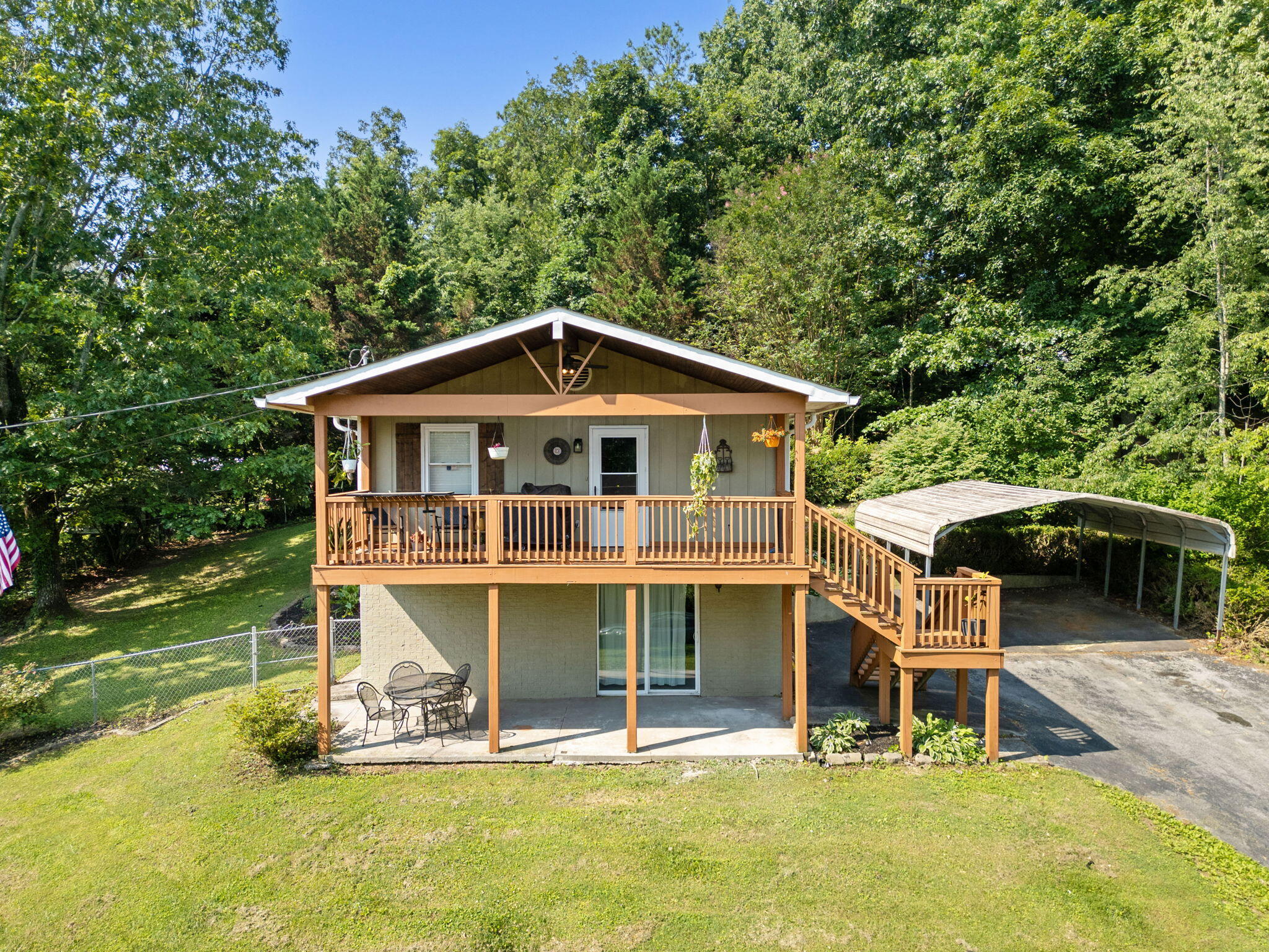 Photo 1 of 21 — 1580 Williamsburg Circle SE, Cleveland, TN 37323