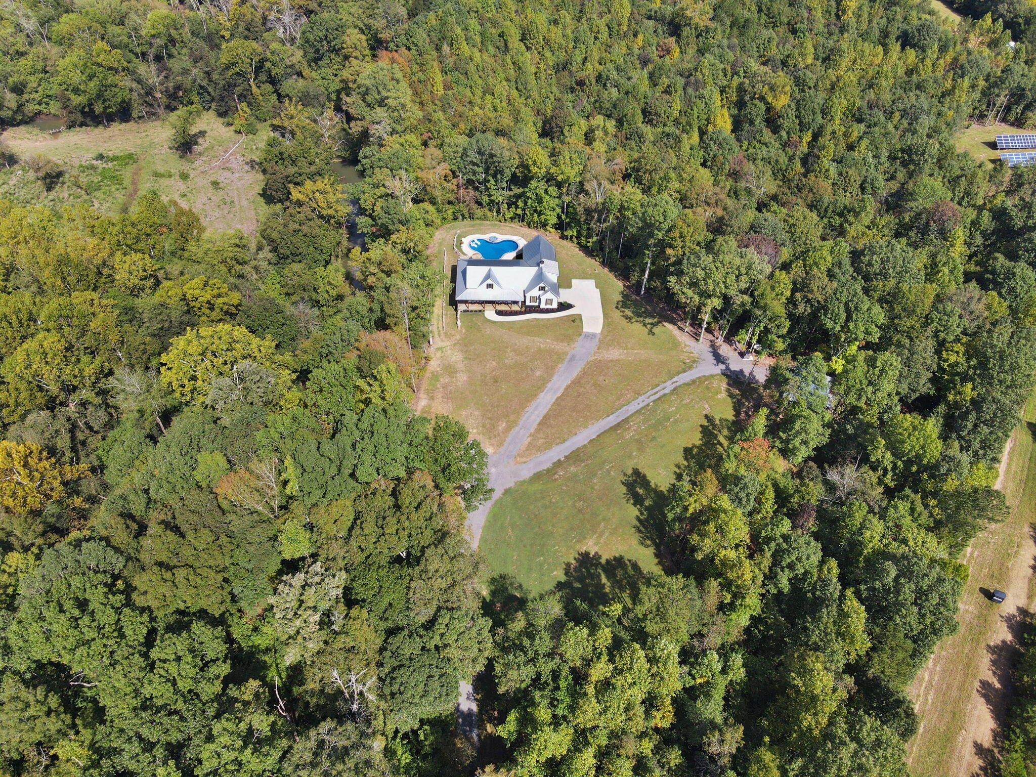 Calhoun, Tennessee, 37309, United States, 4 Bedrooms Bedrooms, ,3 BathroomsBathrooms,Residential,Active,2034257