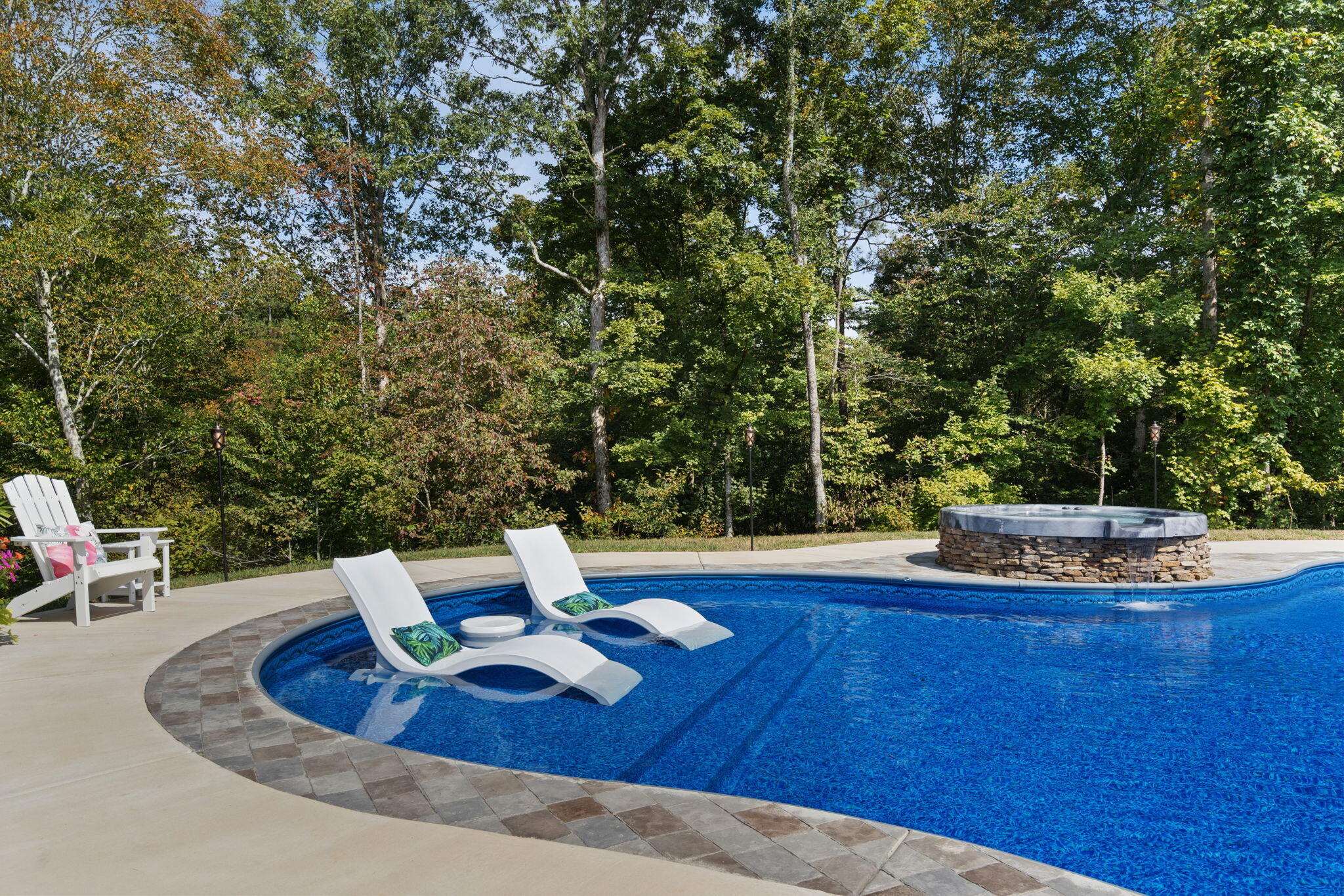 Calhoun, Tennessee, 37309, United States, 4 Bedrooms Bedrooms, ,3 BathroomsBathrooms,Residential,Active,2034257