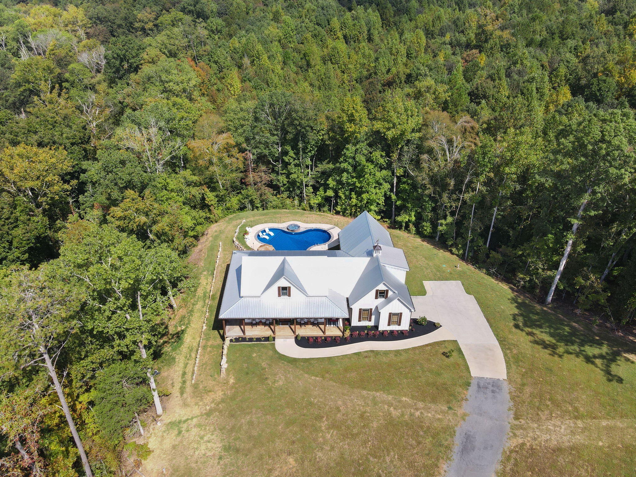 Calhoun, Tennessee, 37309, United States, 4 Bedrooms Bedrooms, ,3 BathroomsBathrooms,Residential,Active,2034257