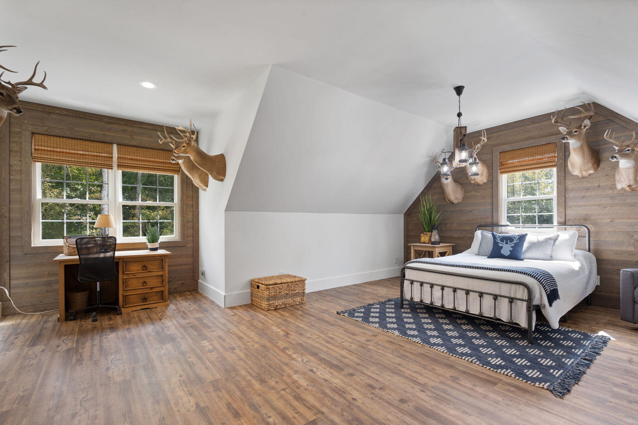 Calhoun, Tennessee, 37309, United States, 4 Bedrooms Bedrooms, ,3 BathroomsBathrooms,Residential,Active,2034257