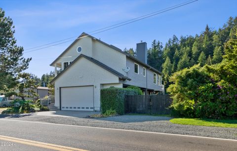 Single Family Residence in Pacific City OR 34160 Brooten Rd Rd.jpg