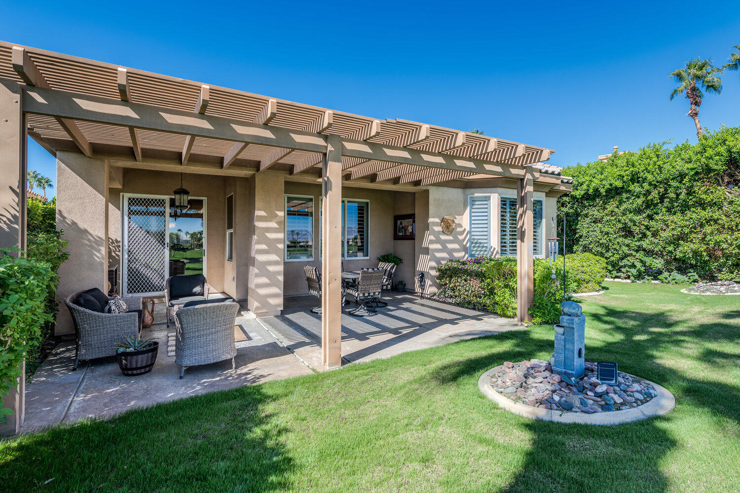 Indio, California 92201, United States, 2 Bedrooms Bedrooms, ,2 BathroomsBathrooms,Residential,Active,241405