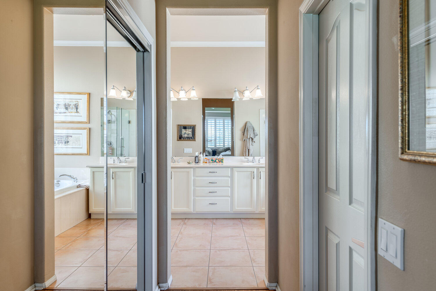 Indio, California 92201, United States, 2 Bedrooms Bedrooms, ,2 BathroomsBathrooms,Residential,Active,241405