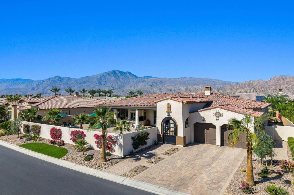 Photo of 54805 Northern Dancer Drive, La Quinta, CA 92253 (MLS # 219137775)