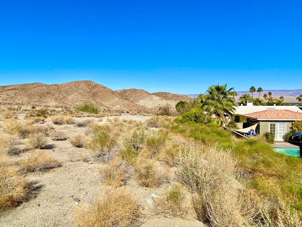 listing image 10992078431614270132