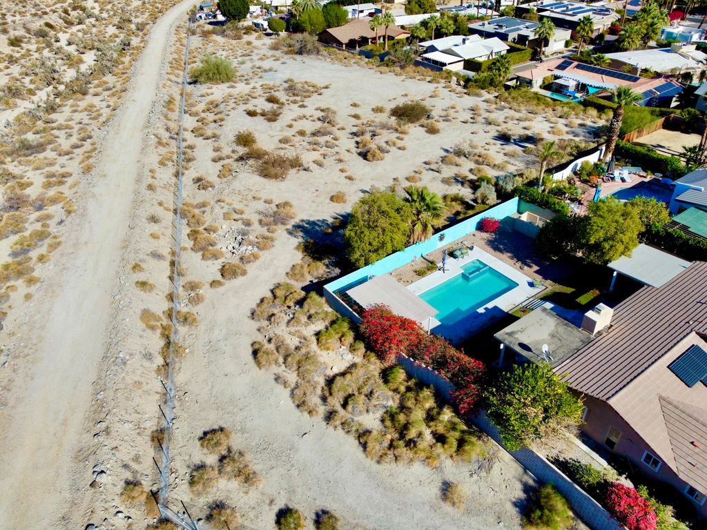 listing image 10998953331342172742