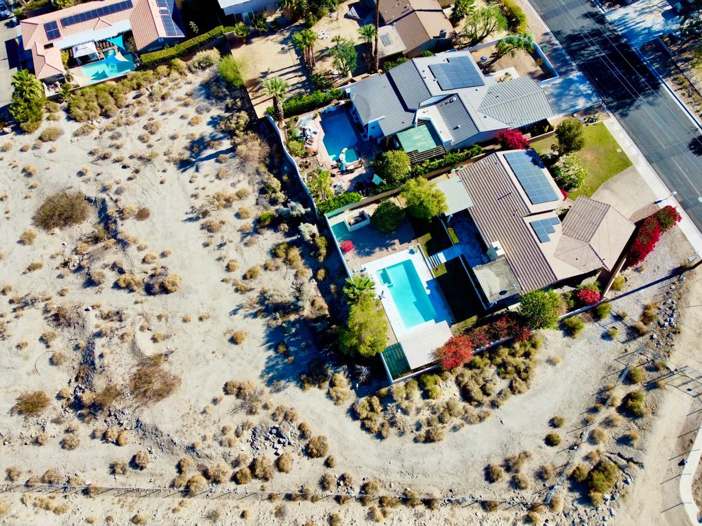 listing image 10999909456766143006