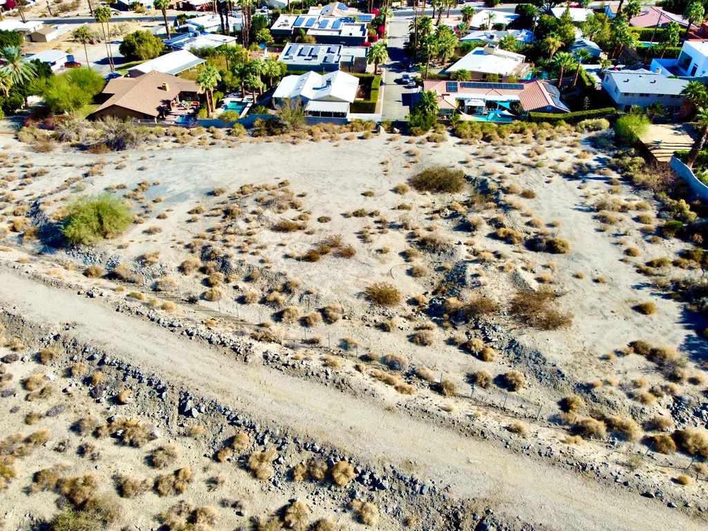 listing image 10993802333729032218