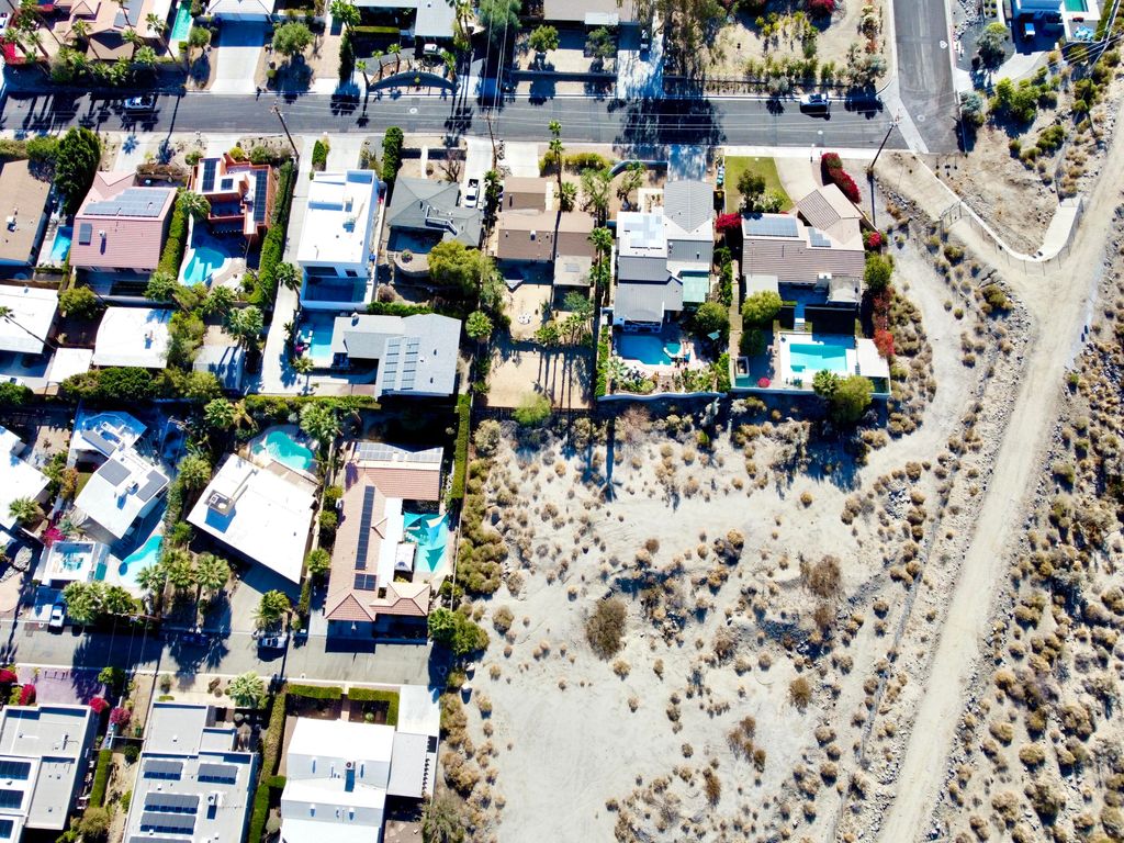 listing image 10994885344545712526