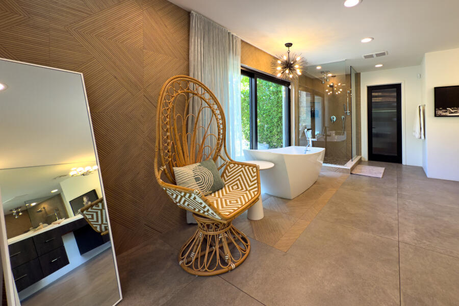 Palm Springs, California 92262, United States, 5 Bedrooms Bedrooms, ,3 BathroomsBathrooms,Residential,Active,219807