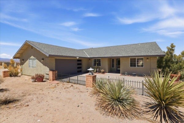 68054 SULLIVAN RD, TWENTYNINE PALMS, CA 92277 - Image 069727da145ea0c8de8bb56cbbdd73e5/2071391743