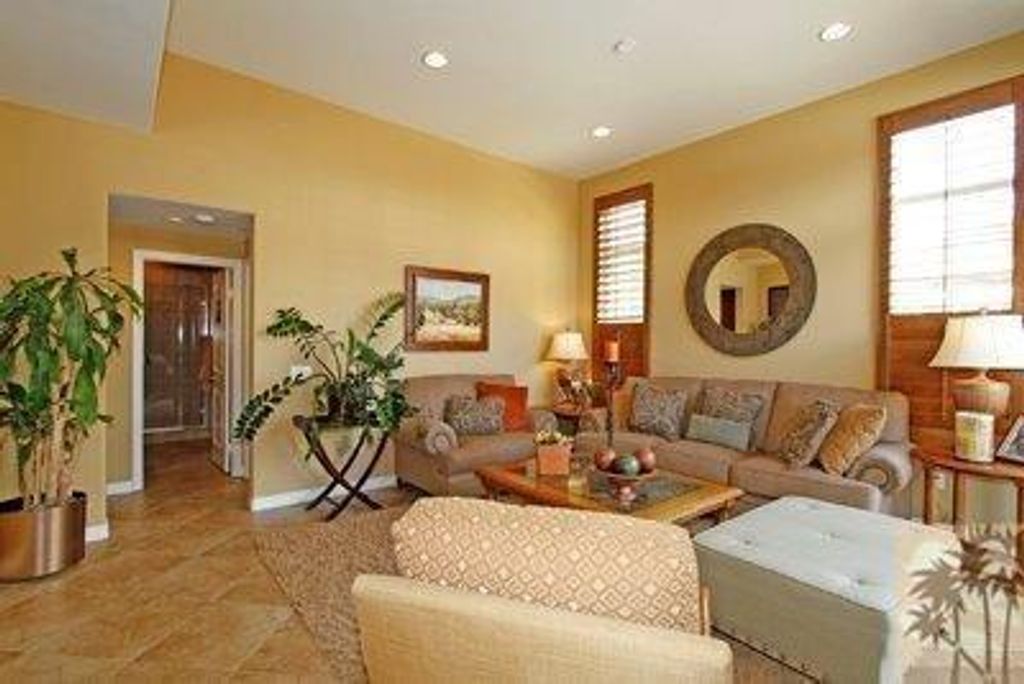 listing image 10993163330689393185