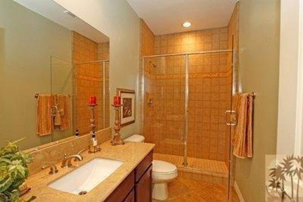 listing image 10991904037399504439