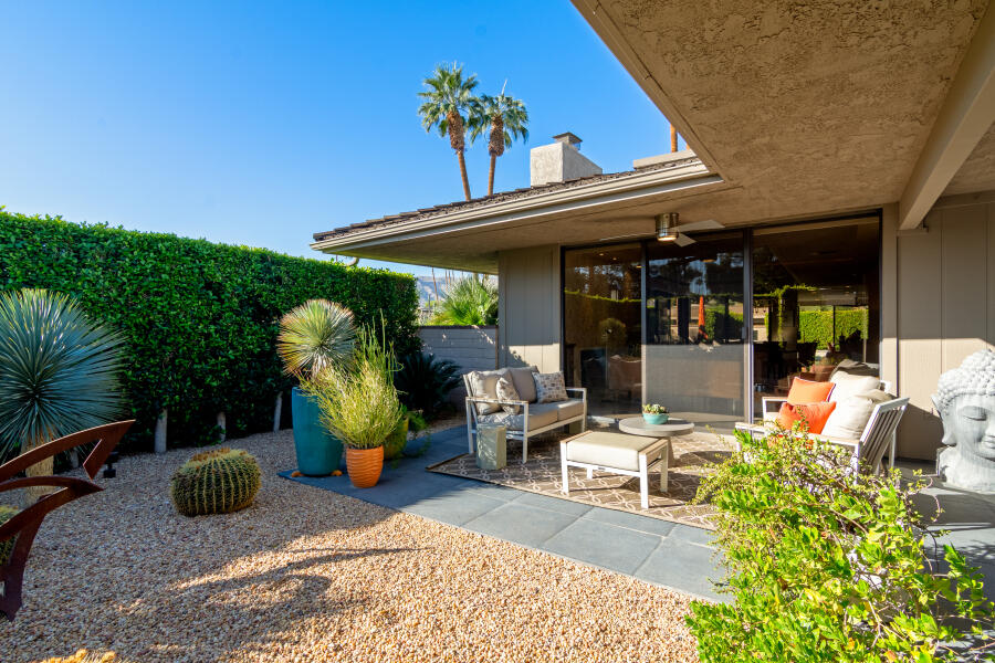 Rancho Mirage, California 92270, United States, 3 Bedrooms Bedrooms, ,3 BathroomsBathrooms,Residential,Active,241610