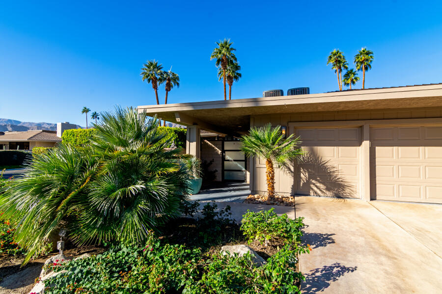 Rancho Mirage, California 92270, United States, 3 Bedrooms Bedrooms, ,3 BathroomsBathrooms,Residential,Active,241610