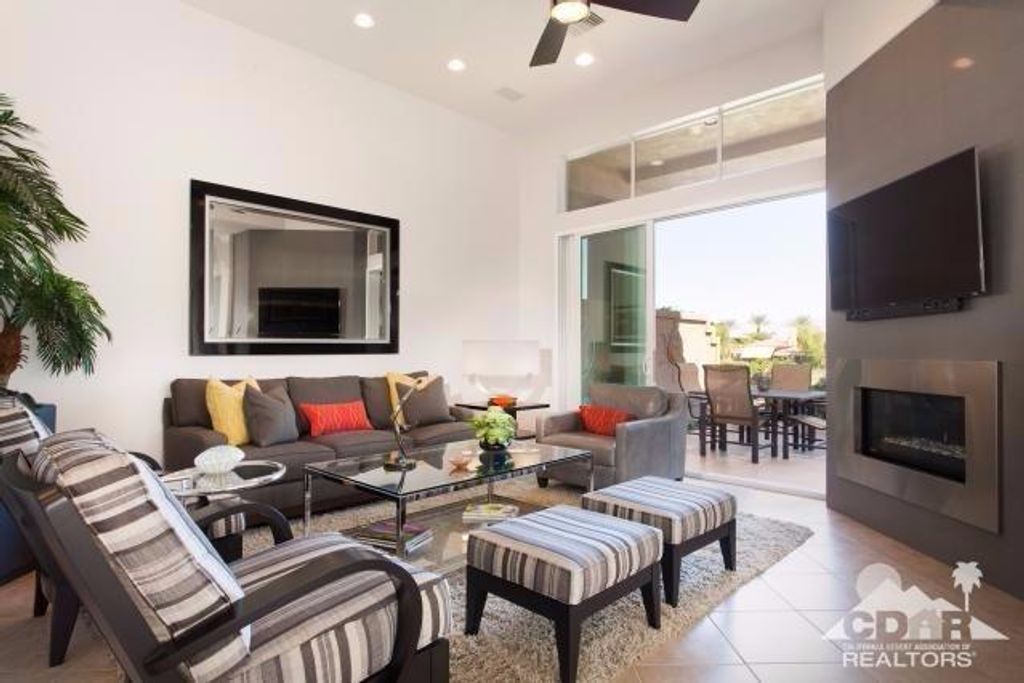 listing image 10995297832570730404