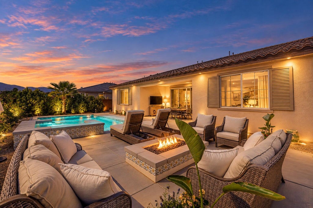 Photo of 81921 Fiori Del Deserto Drive, La Quinta, CA 92253 (MLS # 219153996)