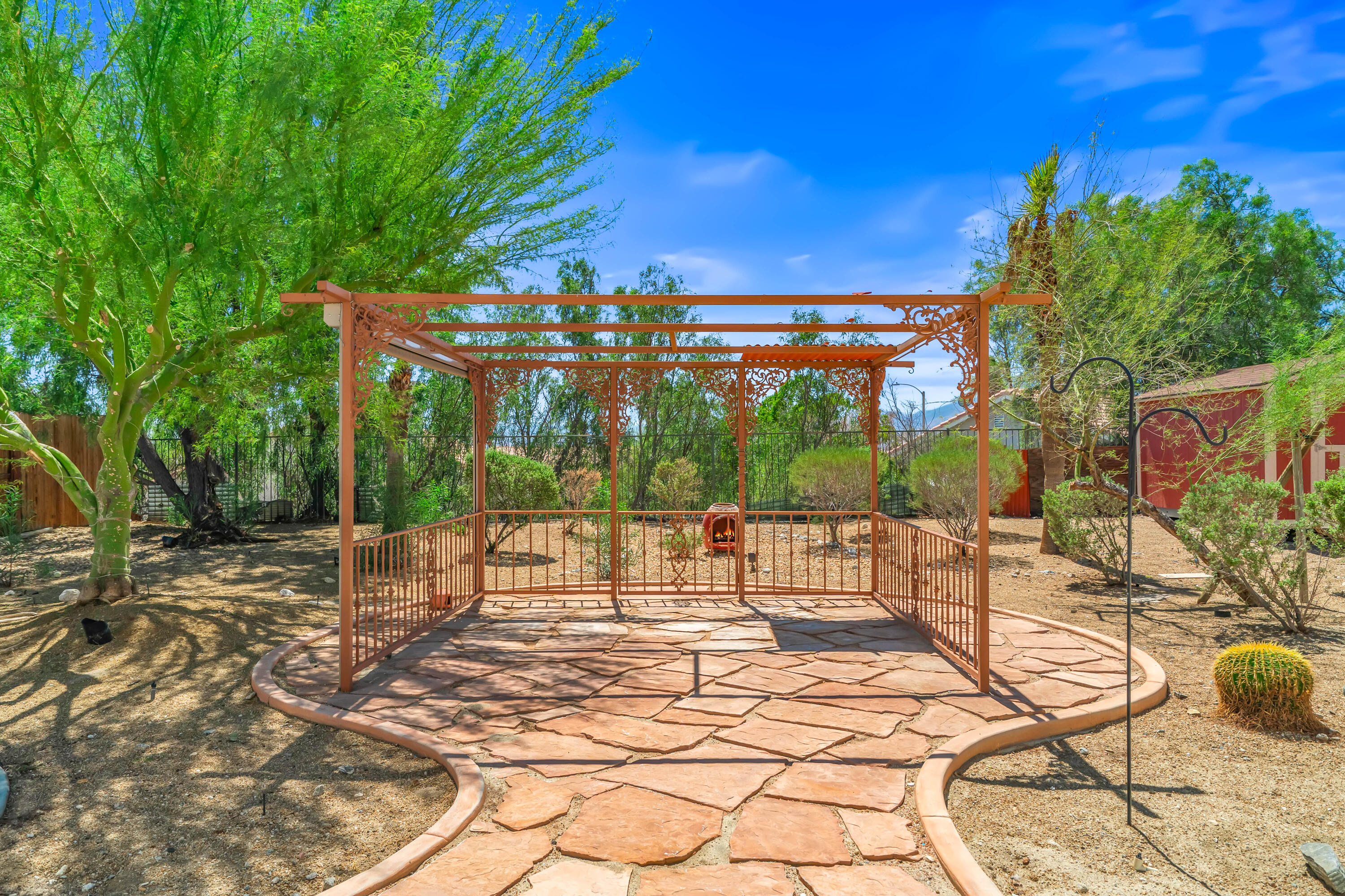 Desert Hot Springs, California 92240, United States, 3 Bedrooms Bedrooms, ,2 BathroomsBathrooms,Residential,Pending,210669