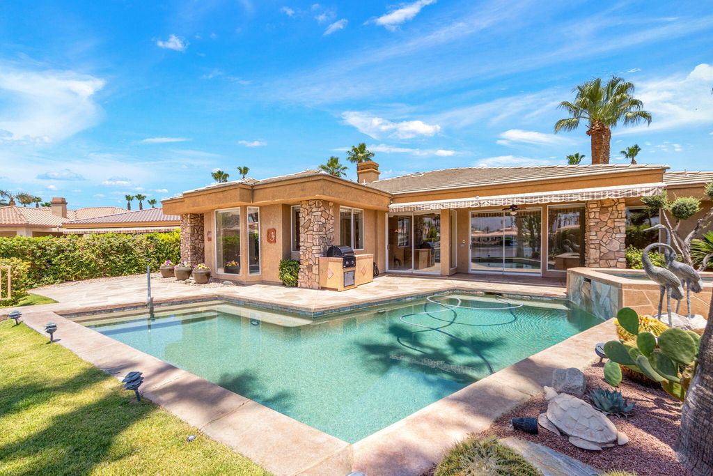 Photo of 78975 Dulce Del Mar, La Quinta, CA 92253 (MLS # 219131294)