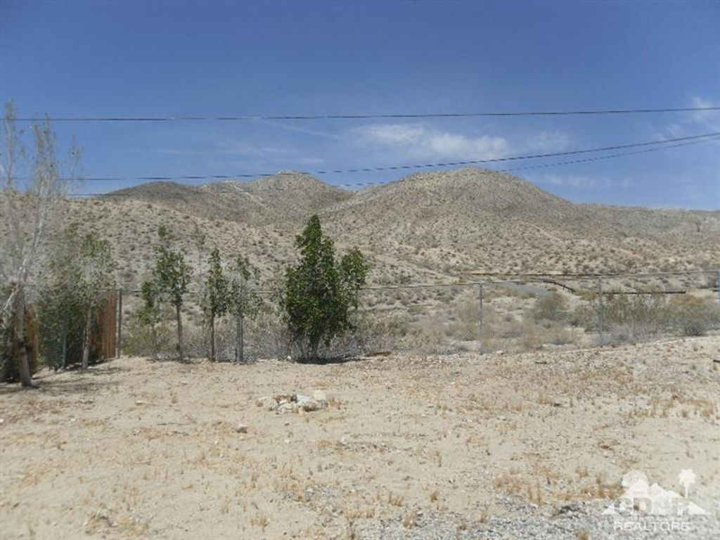 listing image 10992243304653608851