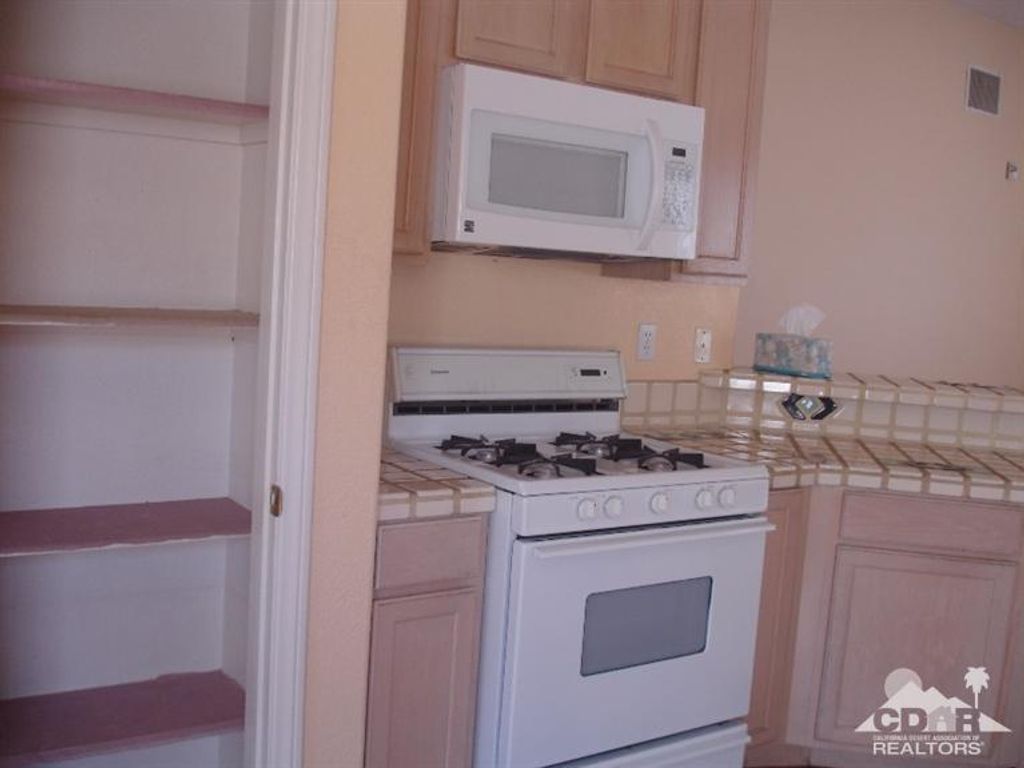 listing image 10999037327587418892