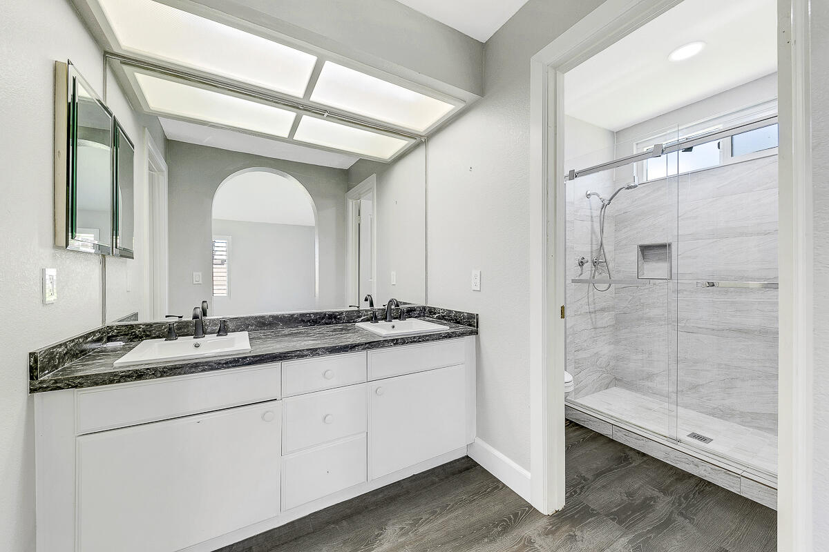 La Quinta, California 92253, United States, 4 Bedrooms Bedrooms, ,2 BathroomsBathrooms,Residential,Active,134810