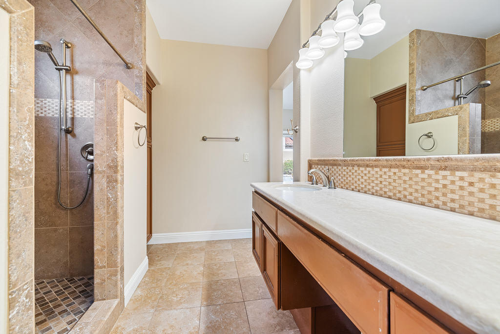 Palm Desert, California 92211, United States, 4 Bedrooms Bedrooms, ,3 BathroomsBathrooms,Residential,Active,29562